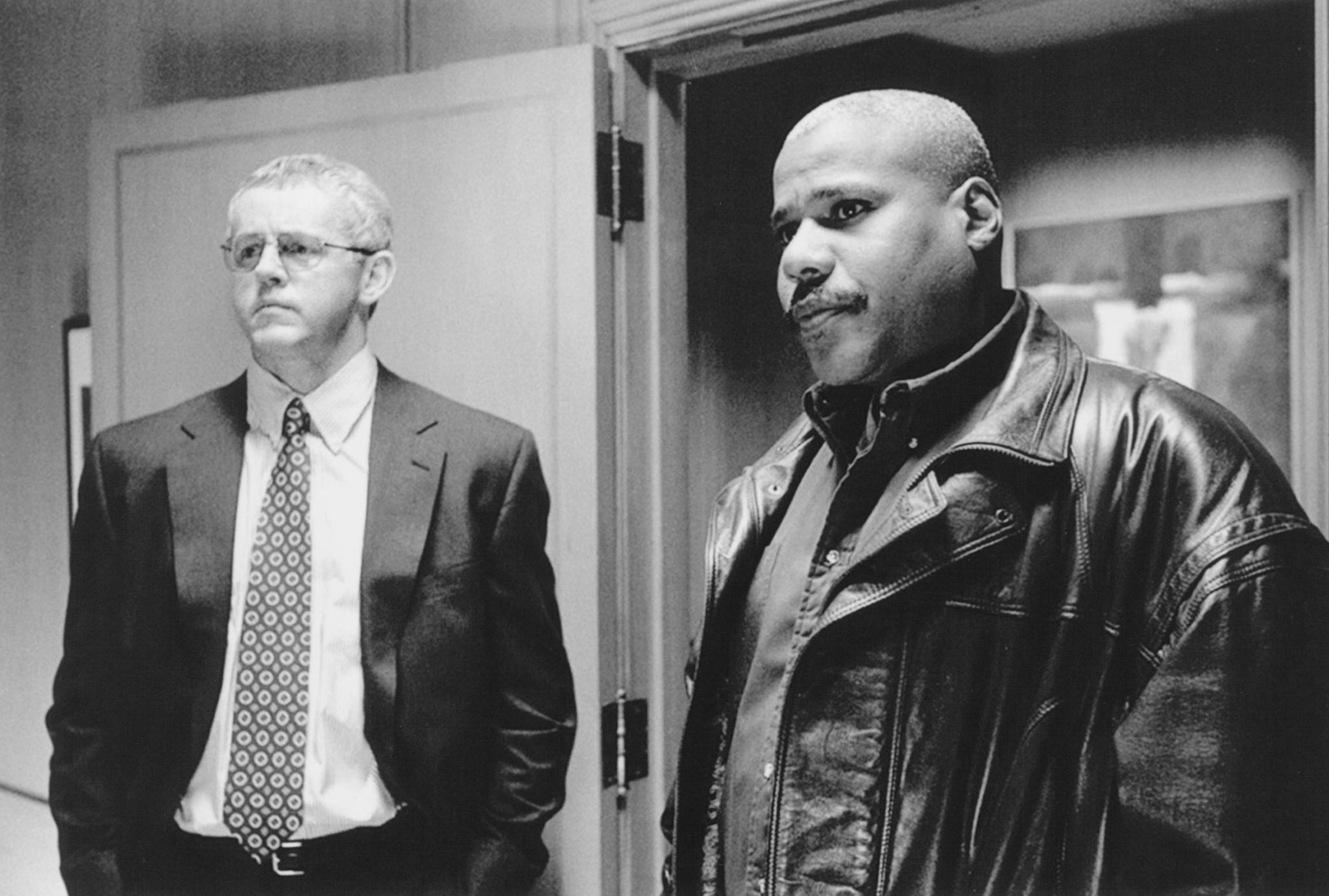 Still of David Morse and Bill Nunn in Extreme Measures (1996)