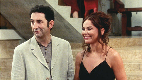 Still of Ornella Muti and François Morel in Un couple épatant (2002)