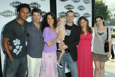 Melanie Lynskey, Kathy Najimy, Lisa Edelstein, Peter Paige, Marc Anthony Samuel and Christopher Racster at event of Say Uncle (2005)