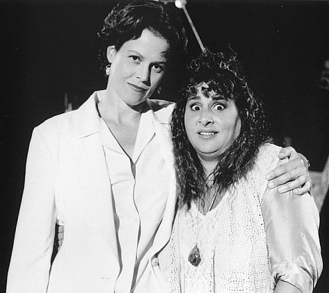 Sigourney Weaver and Kathy Najimy in Jeffrey (1995)