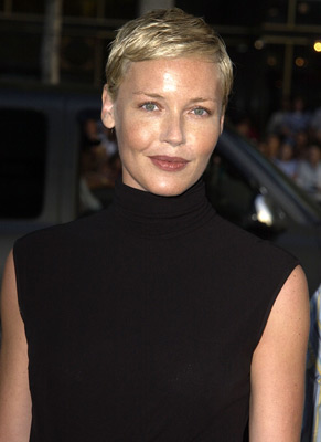 Connie Nielsen at event of Windtalkers (2002)