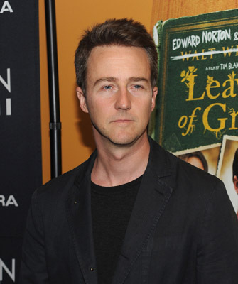 Edward Norton at event of Leaves of Grass (2009)