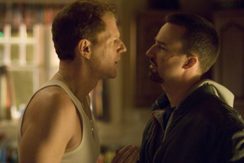 Still of Noah Emmerich and Edward Norton in Pride and Glory (2008)