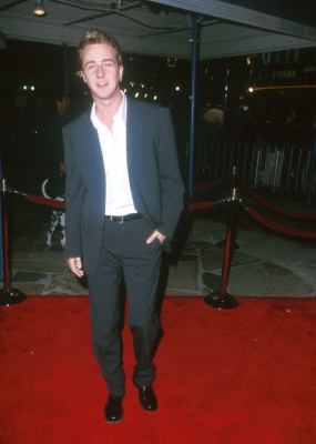 Edward Norton at event of Kovos klubas (1999)