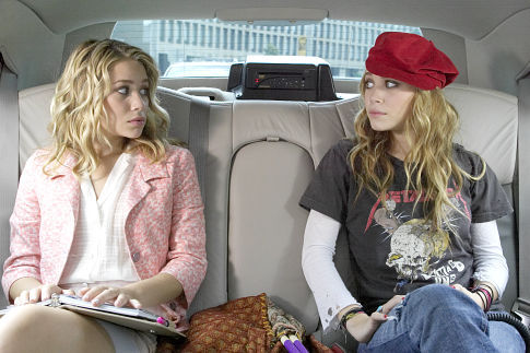 Still of Ashley Olsen and Mary-Kate Olsen in New York Minute (2004)