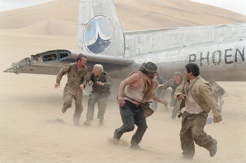 The Mongolian desert and weather wreak havoc on the survivors of a crashed plane, (L - R) Dennis Quaid as Towns, Giovanni Ribisi as Elliott, Kevork Malikyan, Miranda Otto, Scott Michael Campbell, Jacob Vargas, and Hugh Laurie.