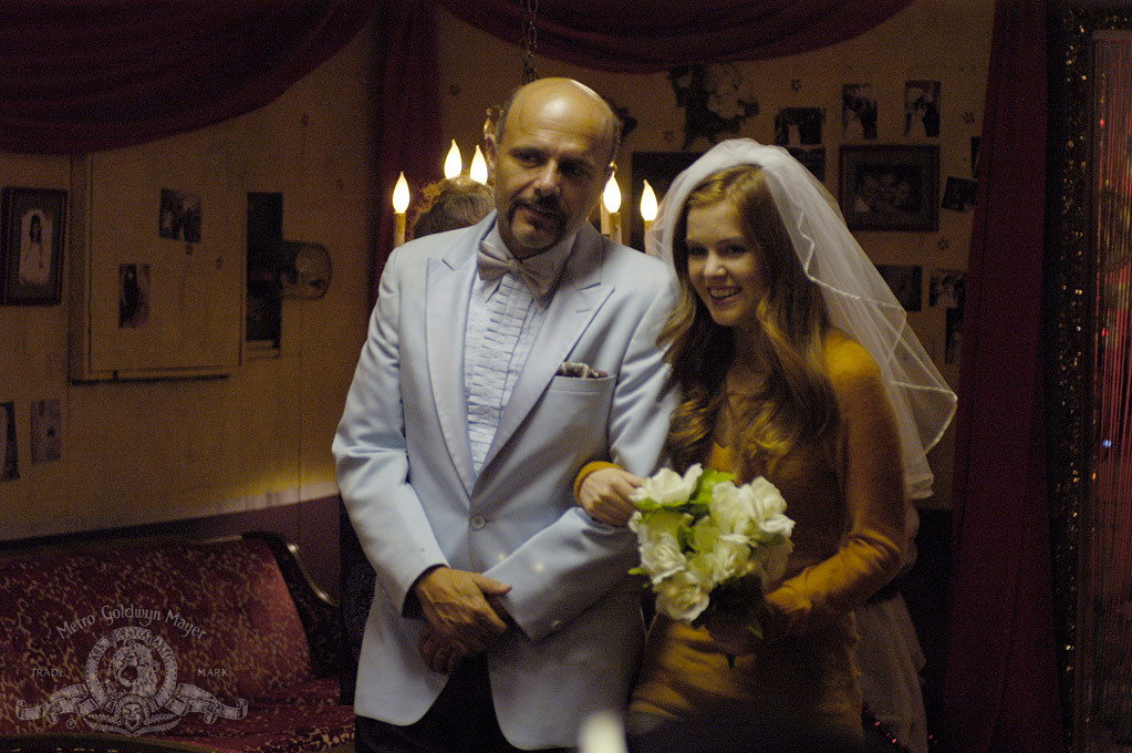Still of Joe Pantoliano and Isla Fisher in The Pleasure of Your Company (2006)