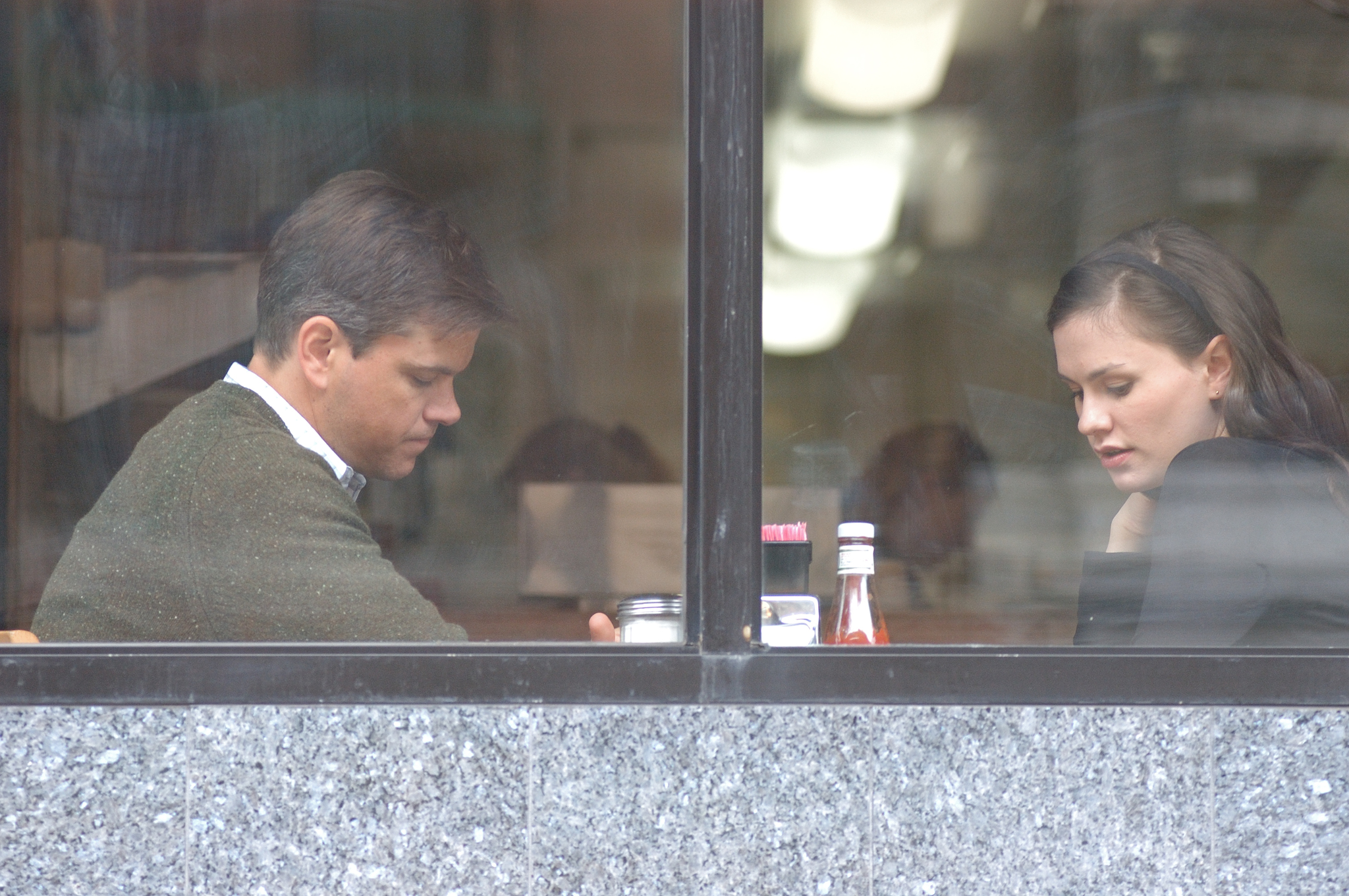 Still of Matt Damon and Anna Paquin in Margaret (2011)