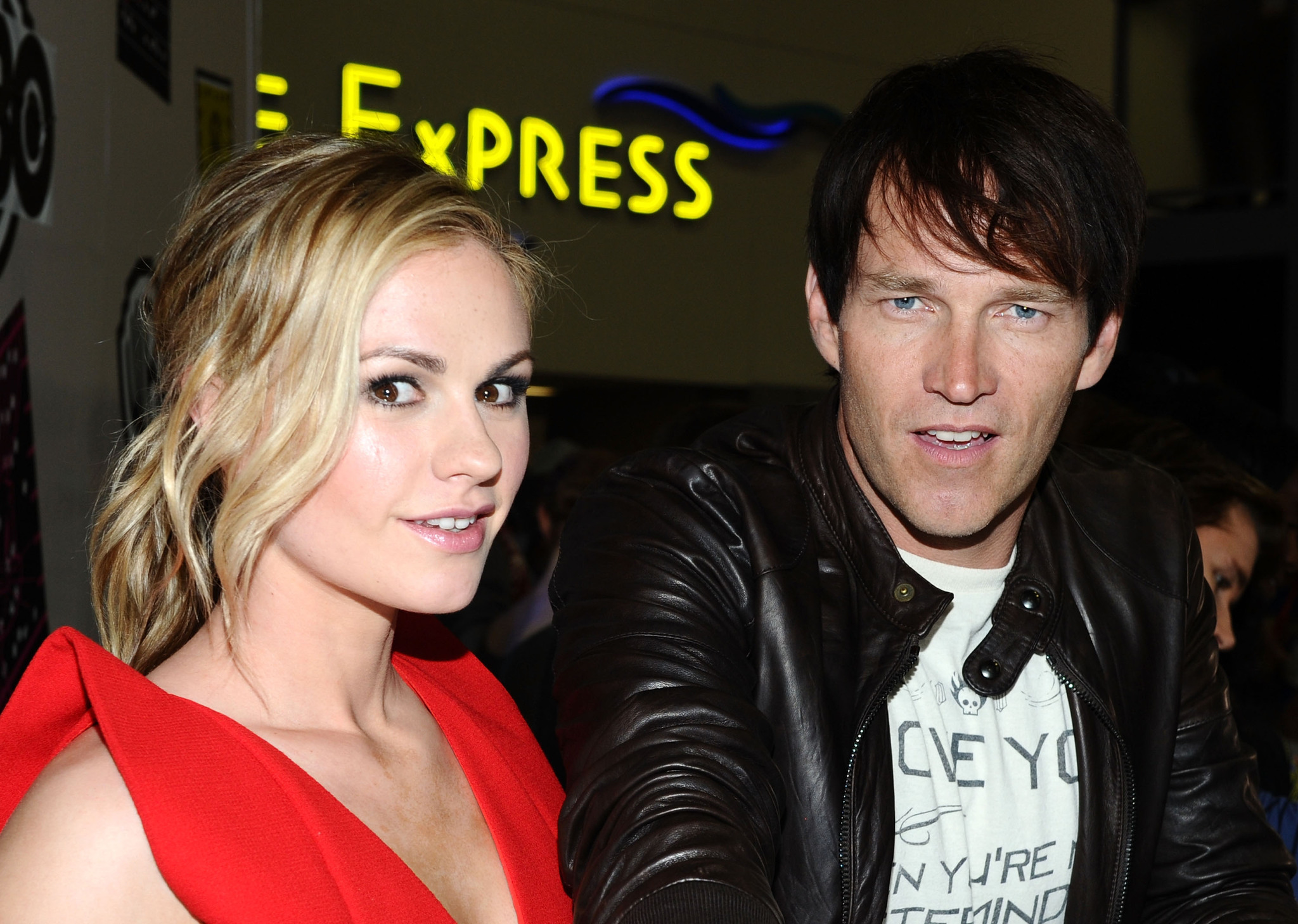 Anna Paquin and Stephen Moyer