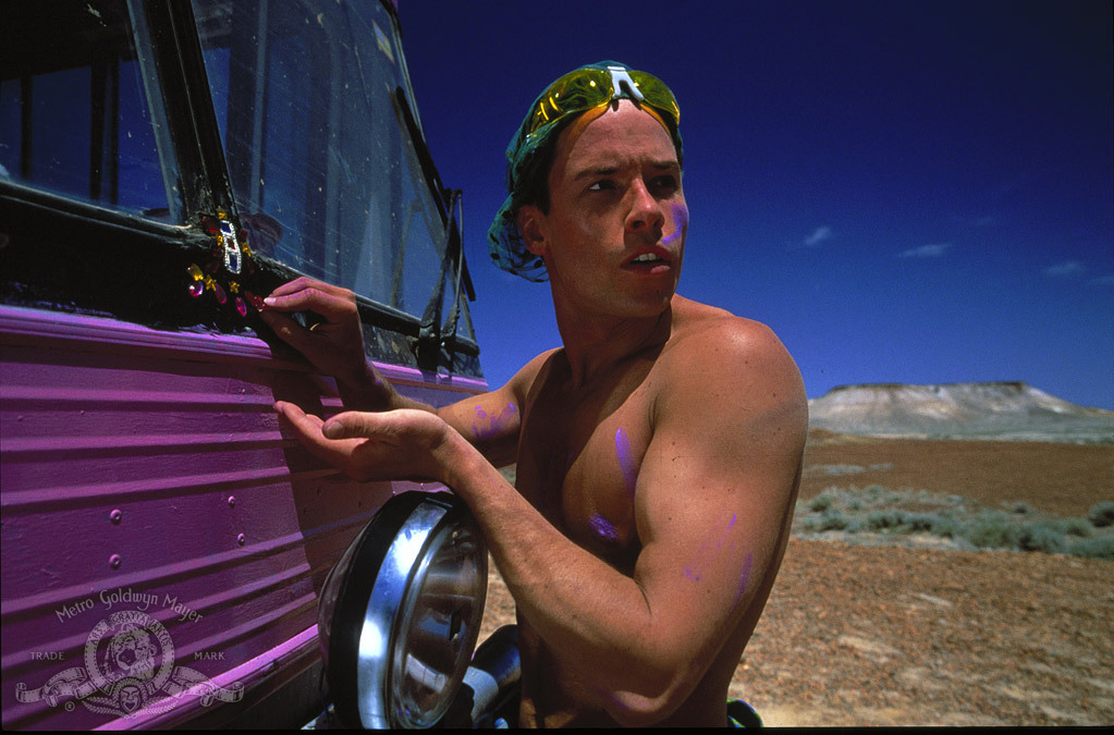 Still of Guy Pearce in The Adventures of Priscilla, Queen of the Desert (1994)