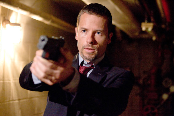 Still of Guy Pearce in Isdavikas (2008)