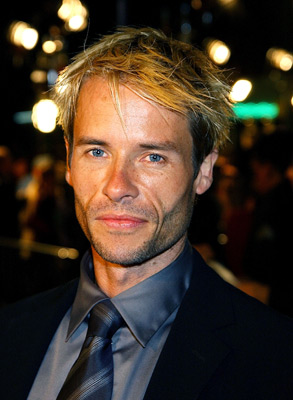 Guy Pearce at event of The Time Machine (2002)