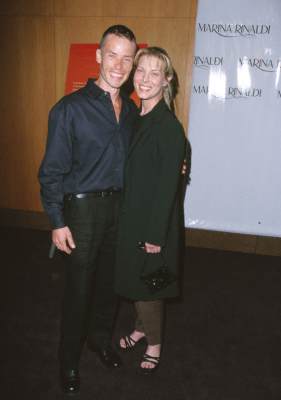 Guy Pearce at event of L'assedio (1998)