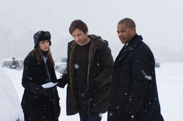 Still of David Duchovny, Amanda Peet and Xzibit in The X Files: I Want to Believe (2008)
