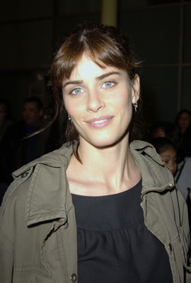 Amanda Peet at event of Max (2002)