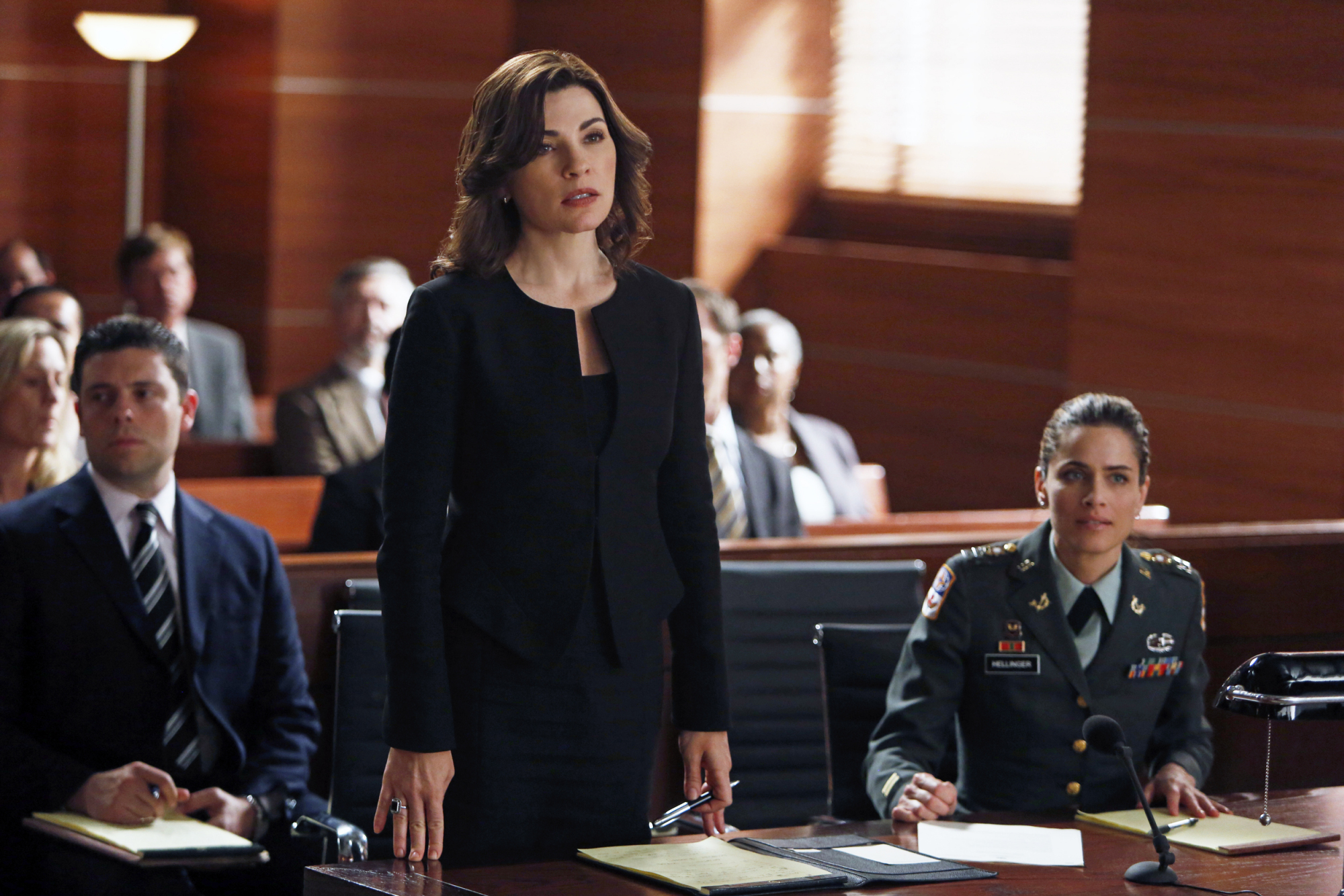 Still of Julianna Margulies and Amanda Peet in The Good Wife (2009)