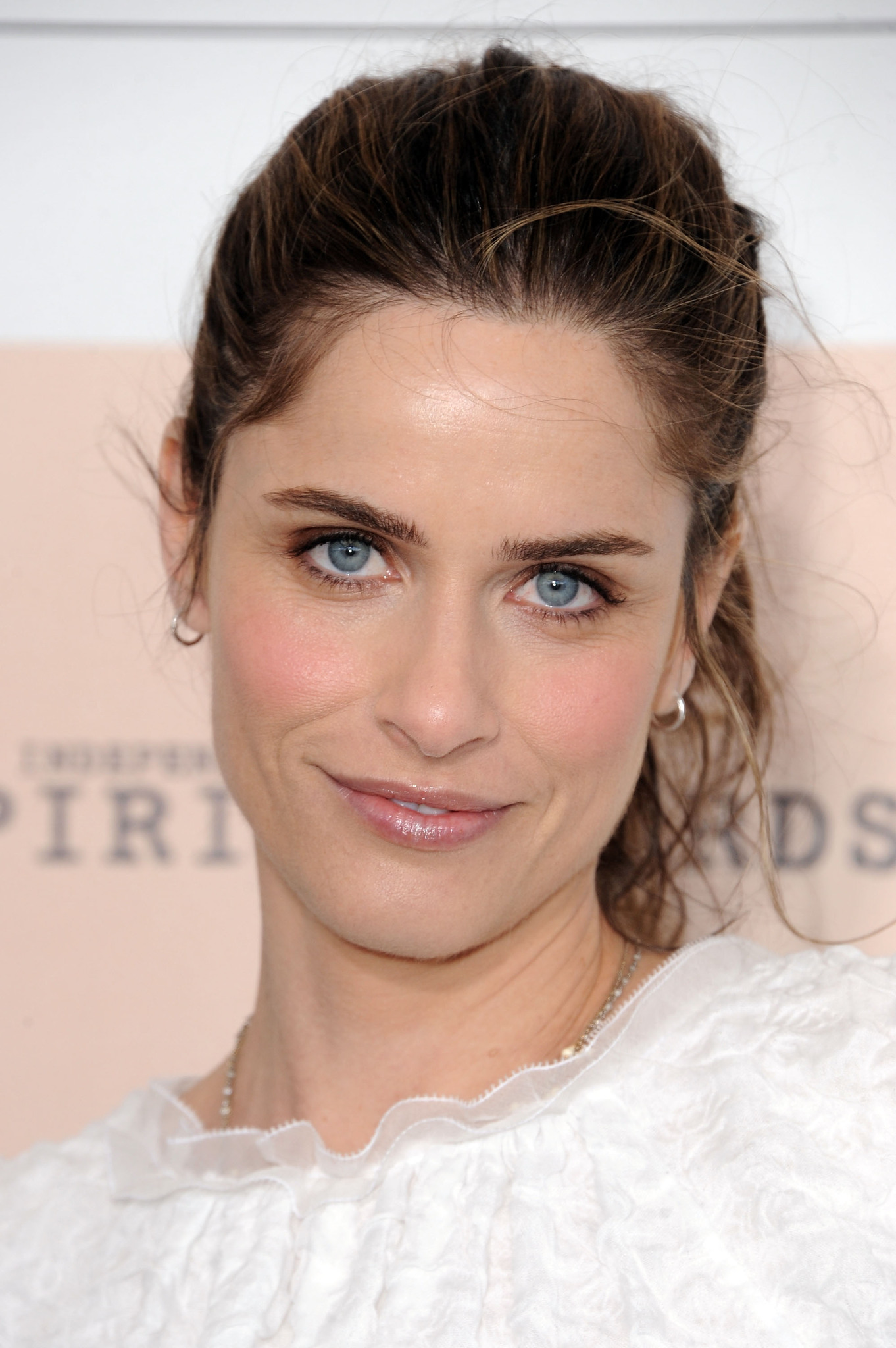 Amanda Peet