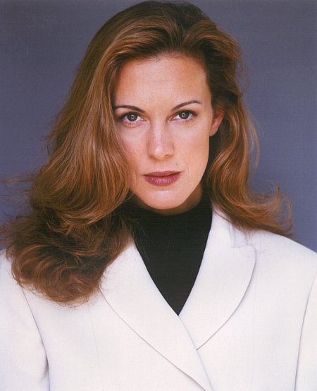 Elizabeth Perkins