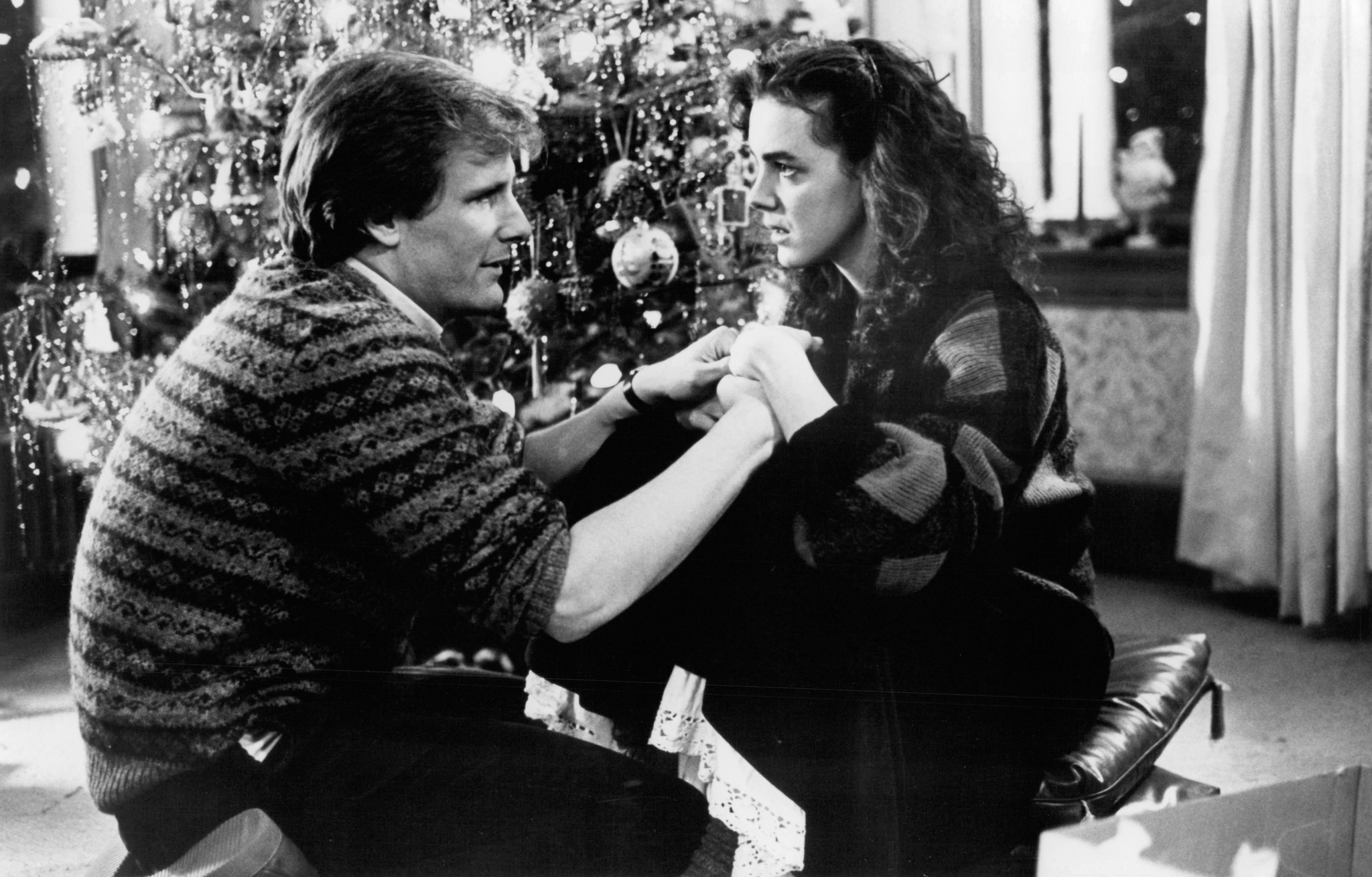 Still of Jeff Daniels and Elizabeth Perkins in Sweet Hearts Dance (1988)
