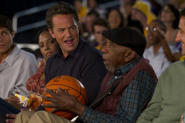 Still of Matthew Perry and Bill Cobbs in Go On: He Got Game, She Got Cats (2012)