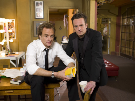 Matthew Perry and Bradley Whitford in Studio 60 on the Sunset Strip (2006)