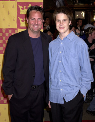 Matthew Perry at event of Haris Poteris ir isminties akmuo (2001)