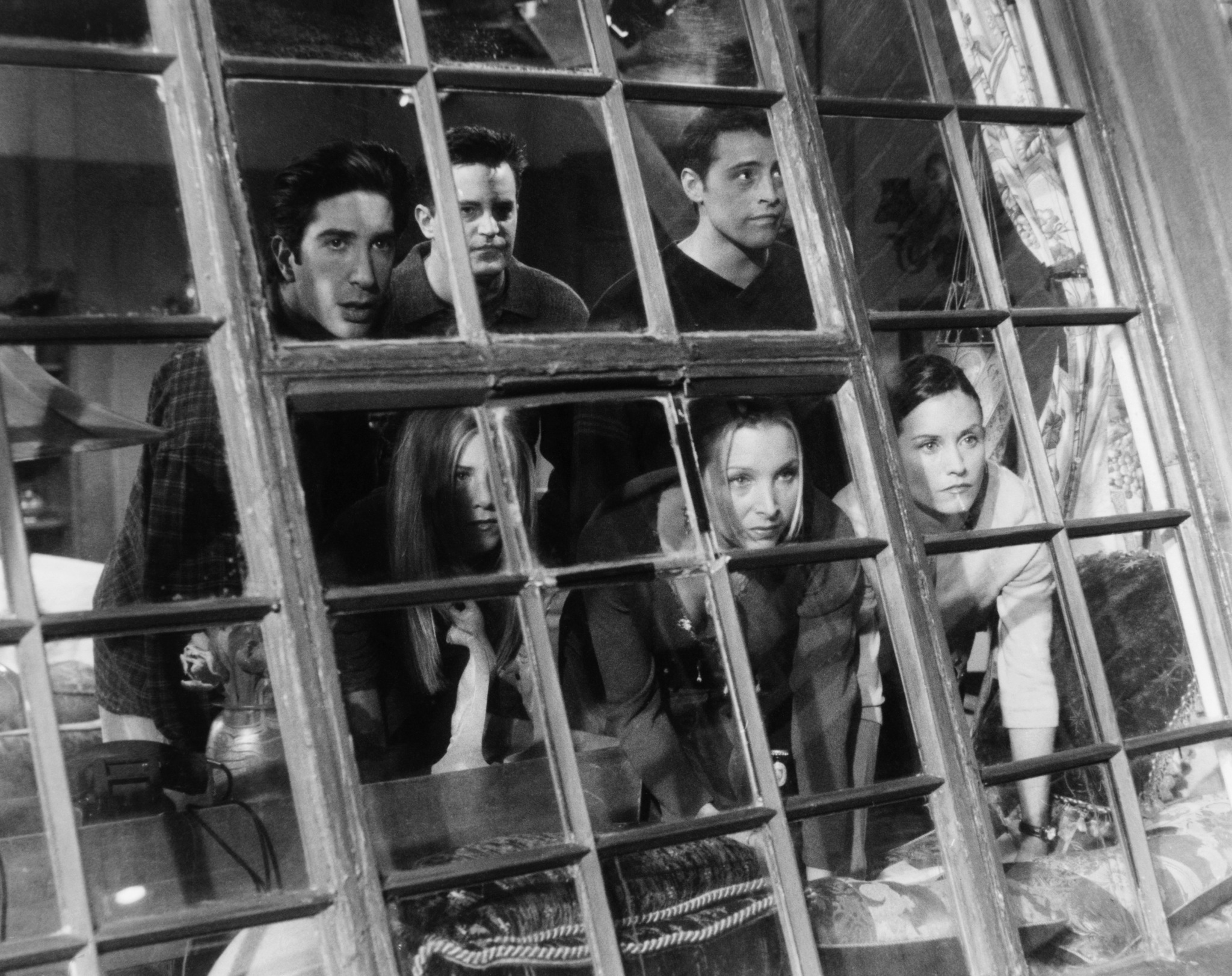 Still of Jennifer Aniston, Courteney Cox, Lisa Kudrow, Matt LeBlanc, Matthew Perry and David Schwimmer in Draugai (1994)