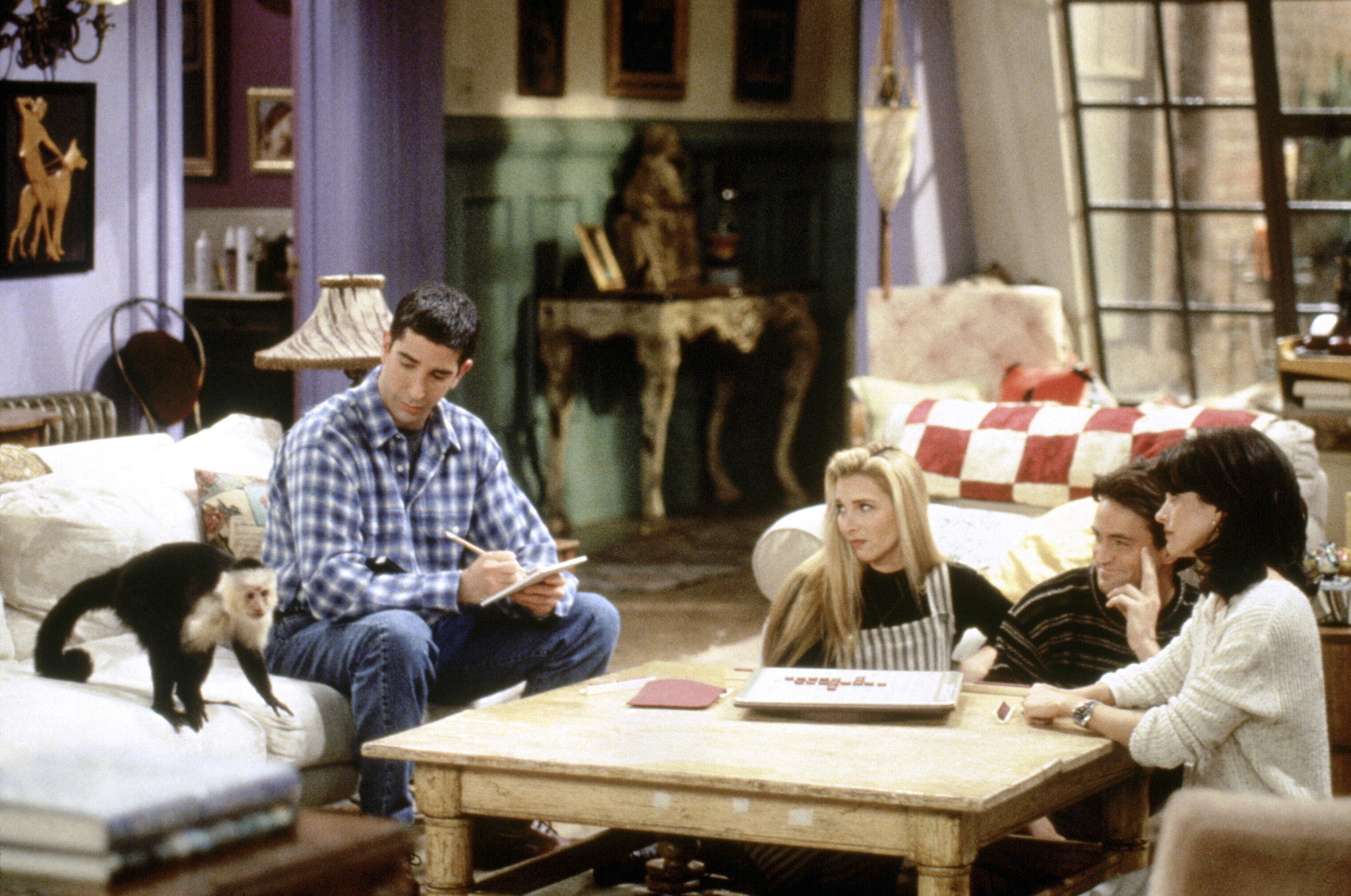 Still of Courteney Cox, Lisa Kudrow, Matthew Perry and David Schwimmer in Draugai (1994)