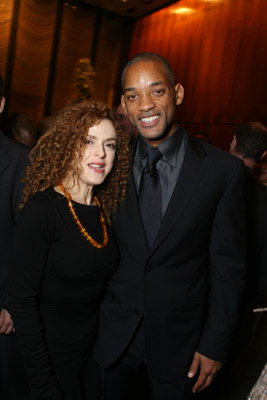 Will Smith and Bernadette Peters at event of The Pursuit of Happyness (2006)