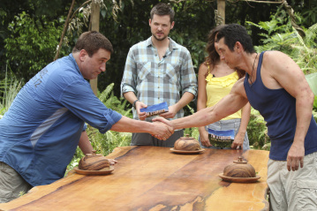 Still of Stephen Baldwin, Lou Diamond Phillips and Damien Fahey in I'm a Celebrity, Get Me Out of Here! (2003)