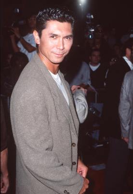 Lou Diamond Phillips at event of Blade (1998)