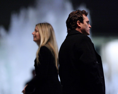 Gwyneth Paltrow and Joaquin Phoenix at event of Two Lovers (2008)