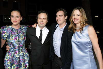 Jennifer Connelly, Mira Sorvino, Joaquin Phoenix and Mark Ruffalo at event of Reservation Road (2007)