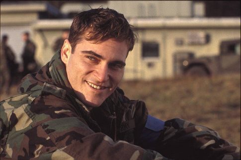 Still of Joaquin Phoenix in Buffalo Soldiers (2001)