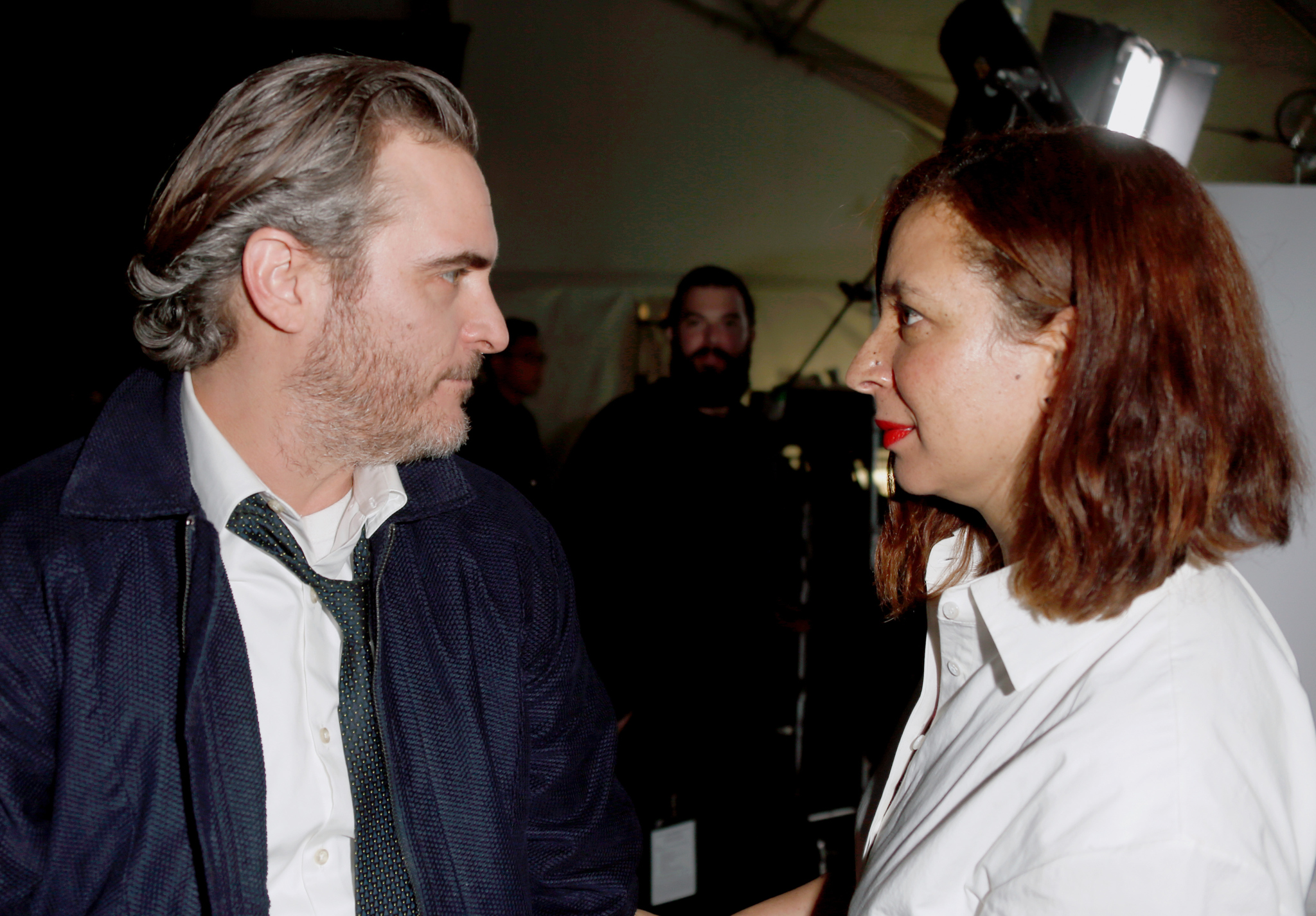Joaquin Phoenix and Maya Rudolph at event of 30th Annual Film Independent Spirit Awards (2015)