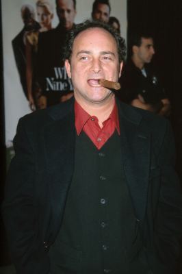 Kevin Pollak at event of The Whole Nine Yards (2000)