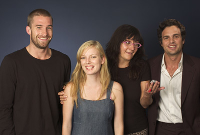 Sarah Polley, Scott Speedman, Isabel Coixet and Mark Ruffalo at event of My Life Without Me (2003)