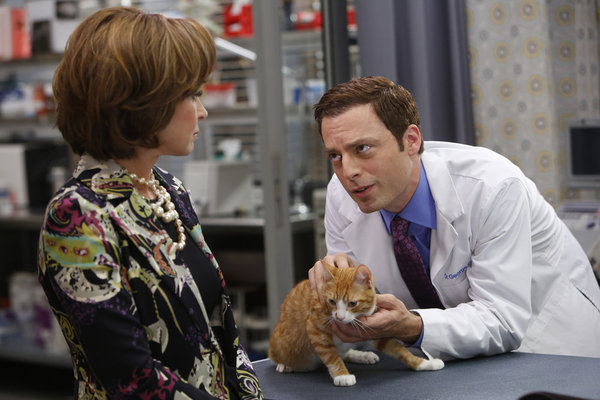 Still of Annie Potts and Justin Kirk in Animal Practice (2012)