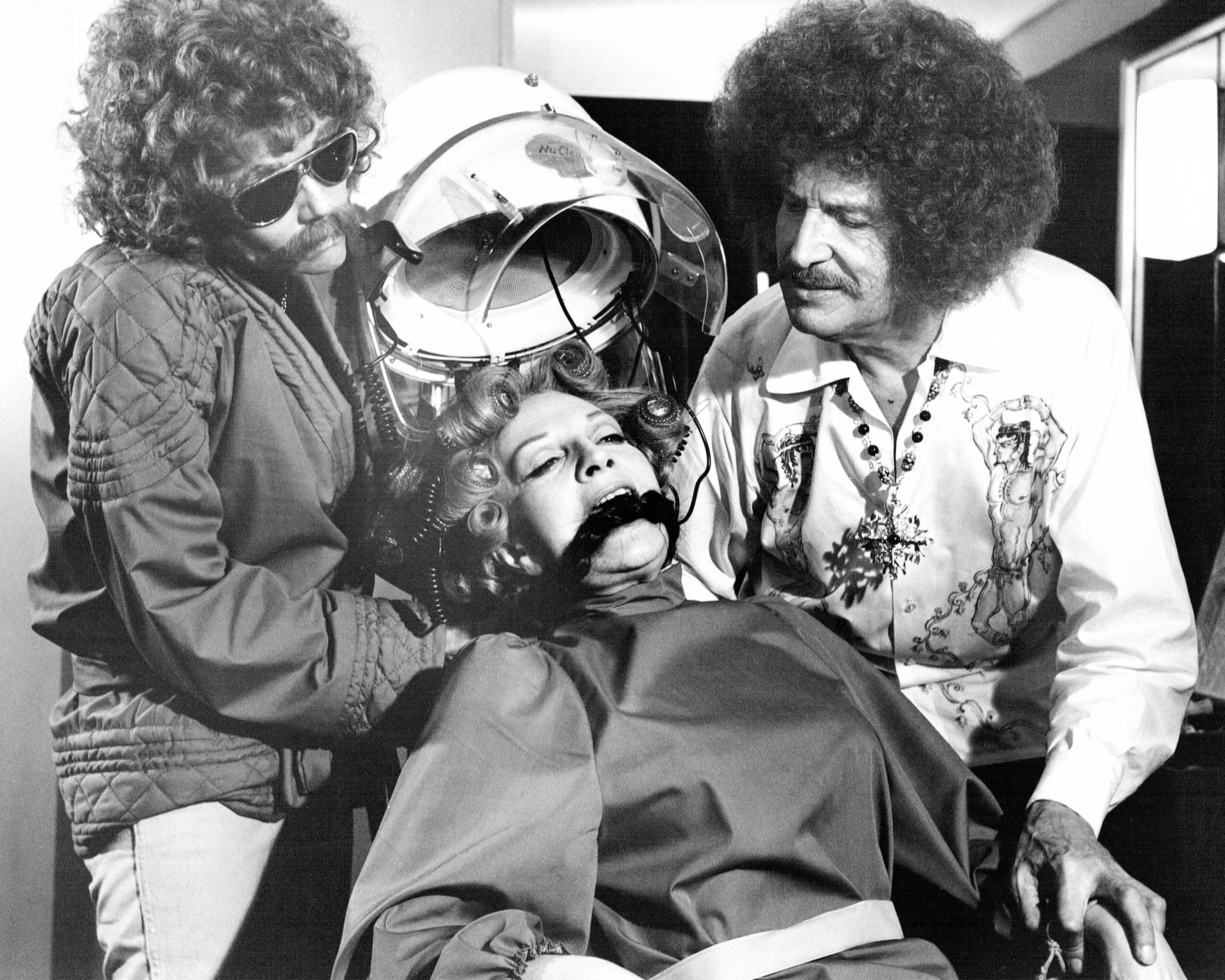 Still of Vincent Price, Diana Rigg, Coral Browne and Dennis Price in Theater of Blood (1973)