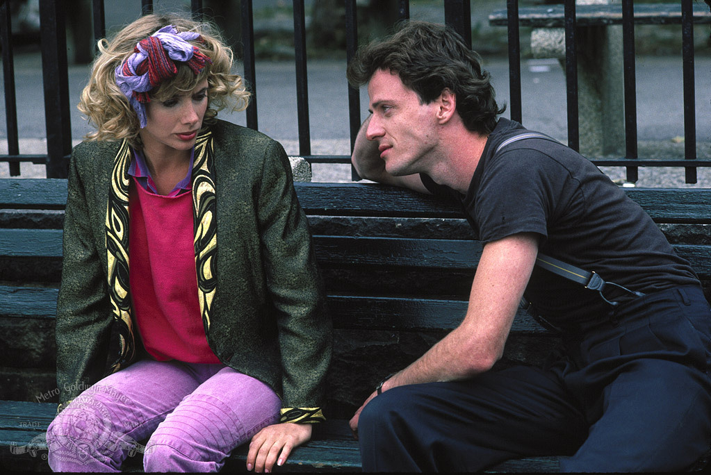 Still of Rosanna Arquette and Aidan Quinn in Desperately Seeking Susan (1985)