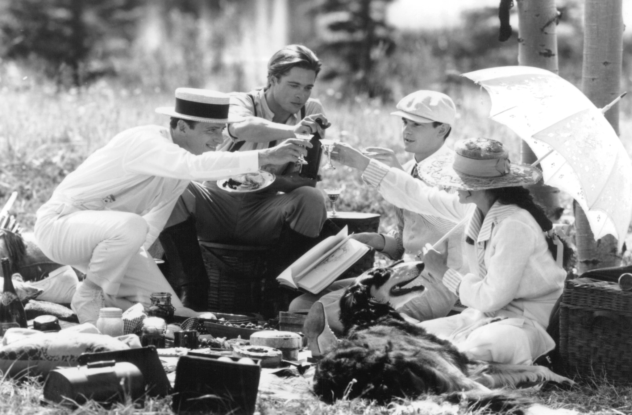 Still of Brad Pitt, Julia Ormond, Aidan Quinn and Henry Thomas in Legends of the Fall (1994)