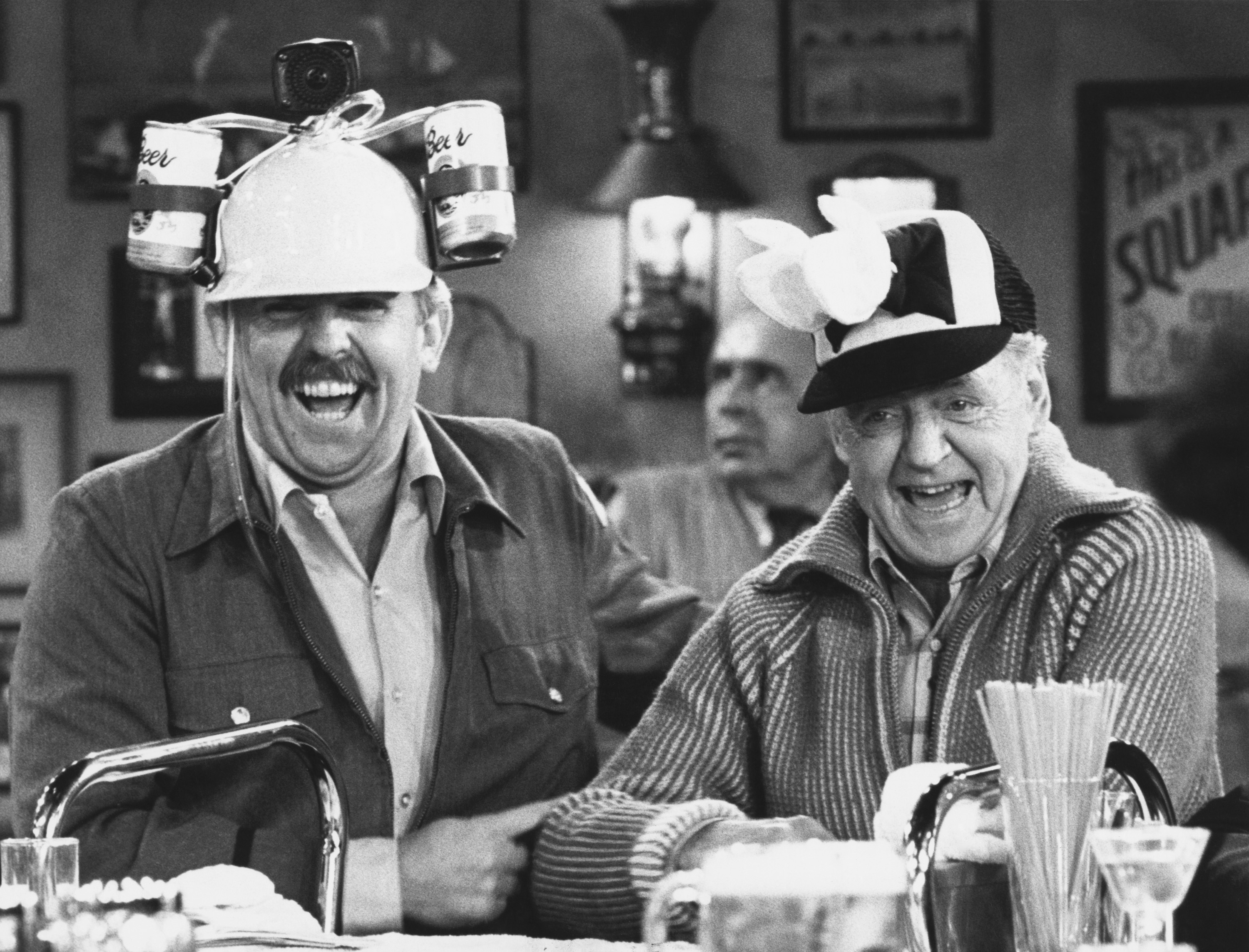 Still of John Ratzenberger, Johnny Gilbert and Dick O'Neill in Cheers (1982)