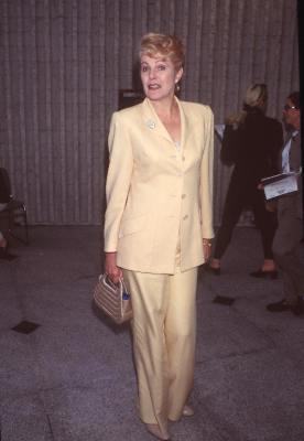Lynn Redgrave at event of Six Days Seven Nights (1998)