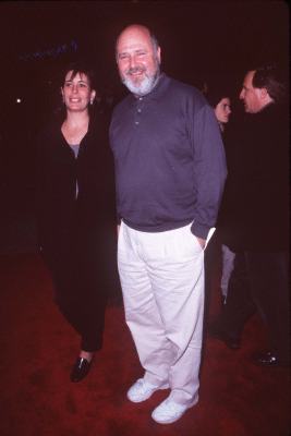 Rob Reiner and Michele Singer at event of Primary Colors (1998)