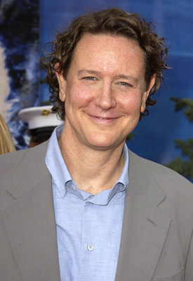 Judge Reinhold at event of The Santa Clause 2 (2002)