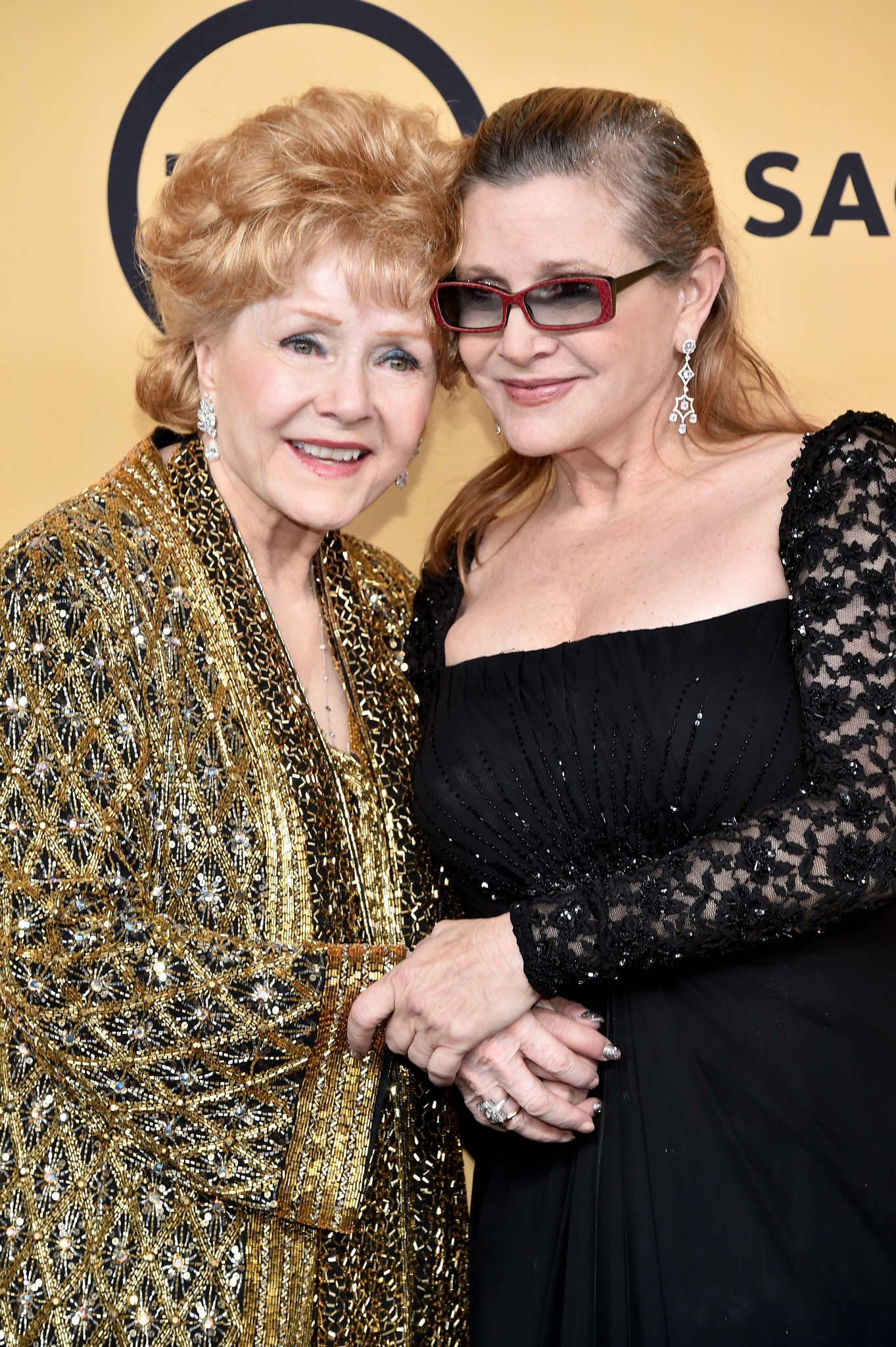 Carrie Fisher and Debbie Reynolds at event of The 21st Annual Screen Actors Guild Awards (2015)