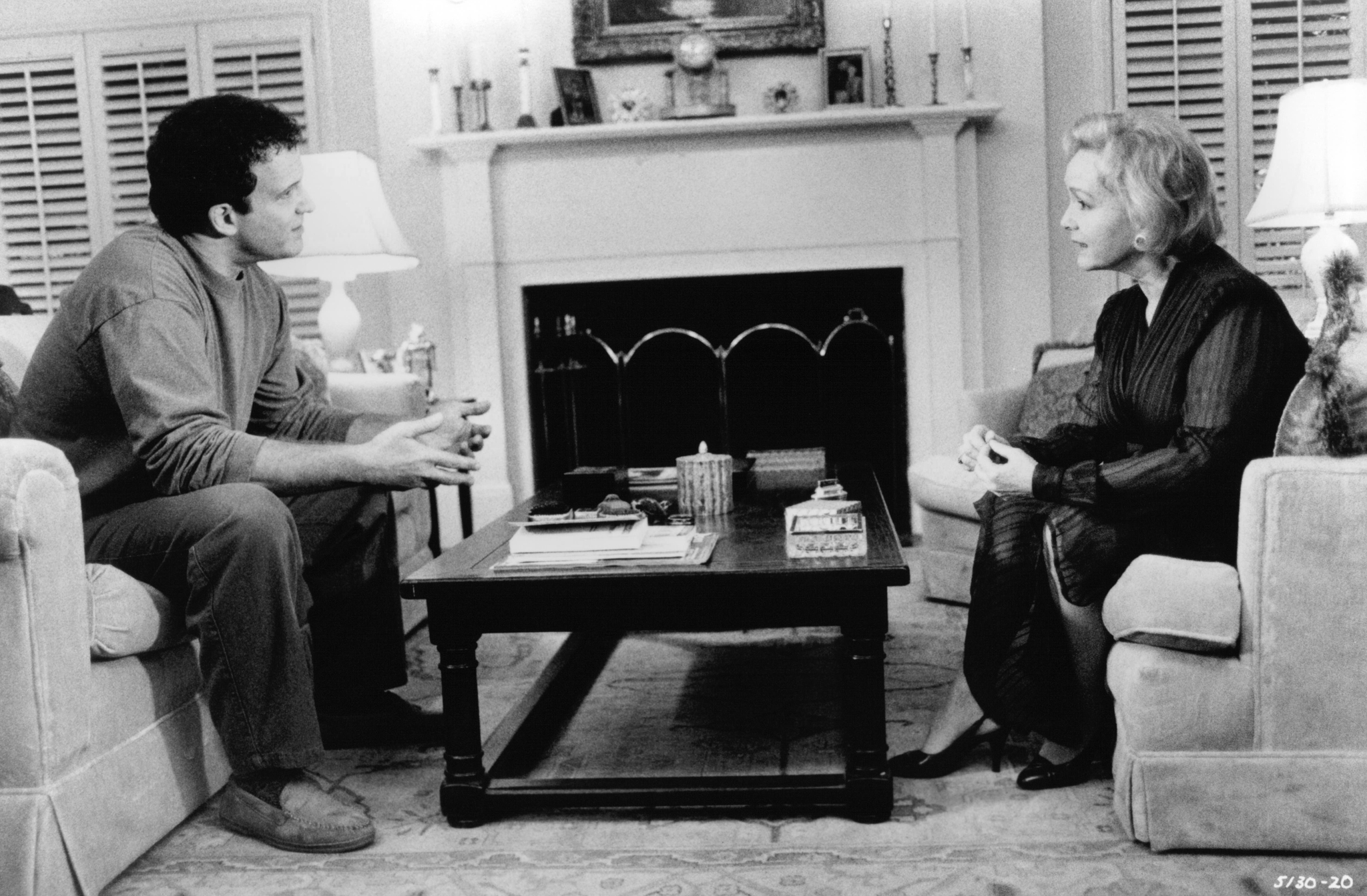 Still of Albert Brooks and Debbie Reynolds in Mother (1996)