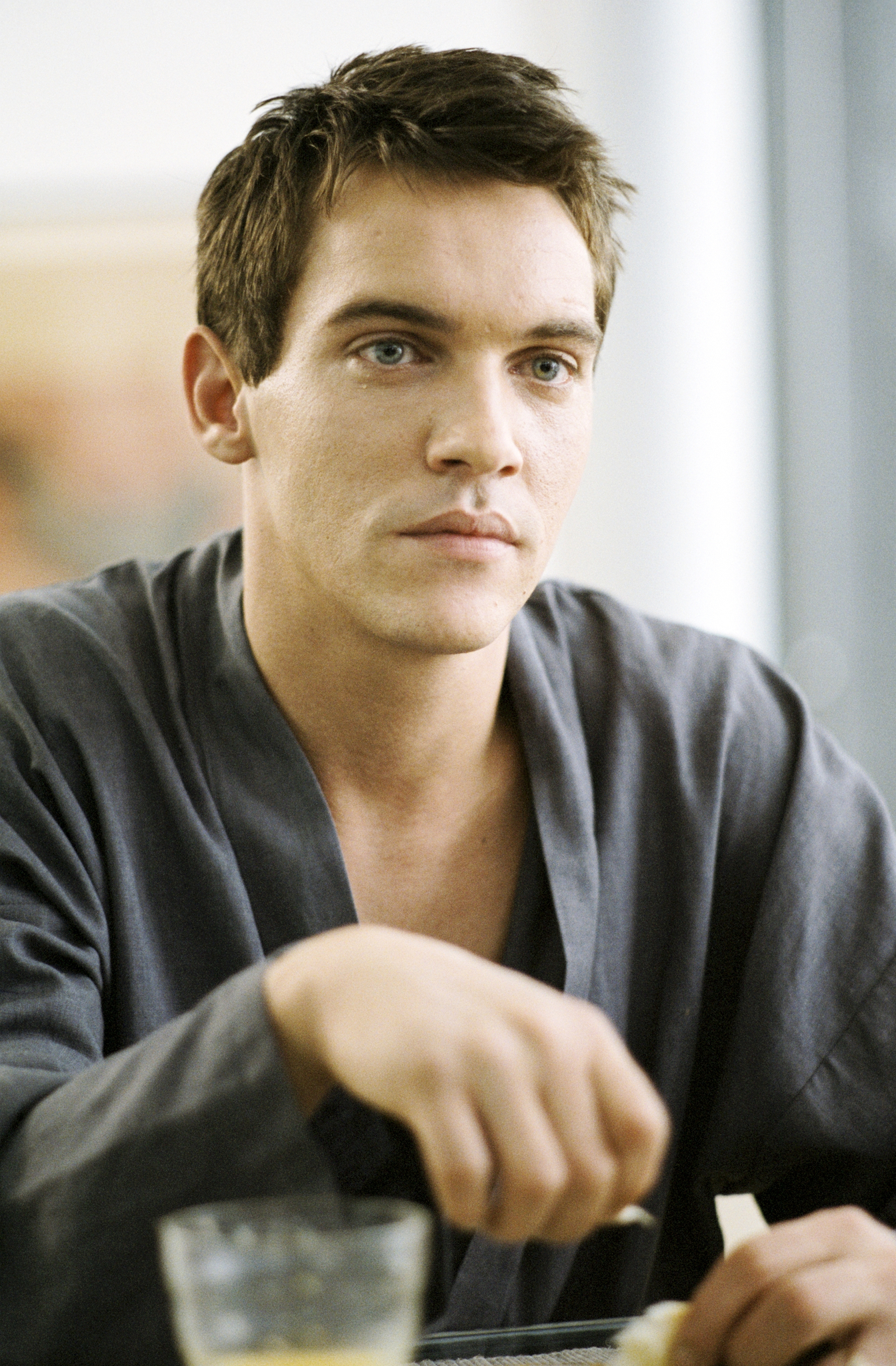 Still of Jonathan Rhys Meyers in Match Point (2005)