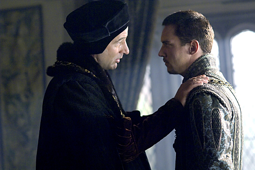 Still of Jeremy Northam and Jonathan Rhys Meyers in The Tudors (2007)