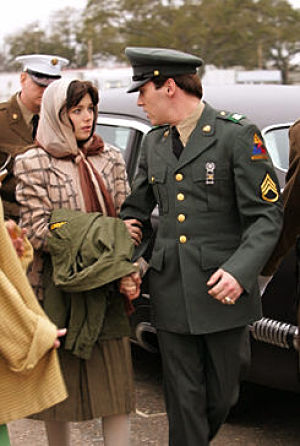 Still of Jonathan Rhys Meyers and Antonia Bernath in Elvis (2005)